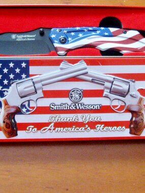 Smith & Wesson America's Heroes Pocketknife Stainless Steel Pocketknife America